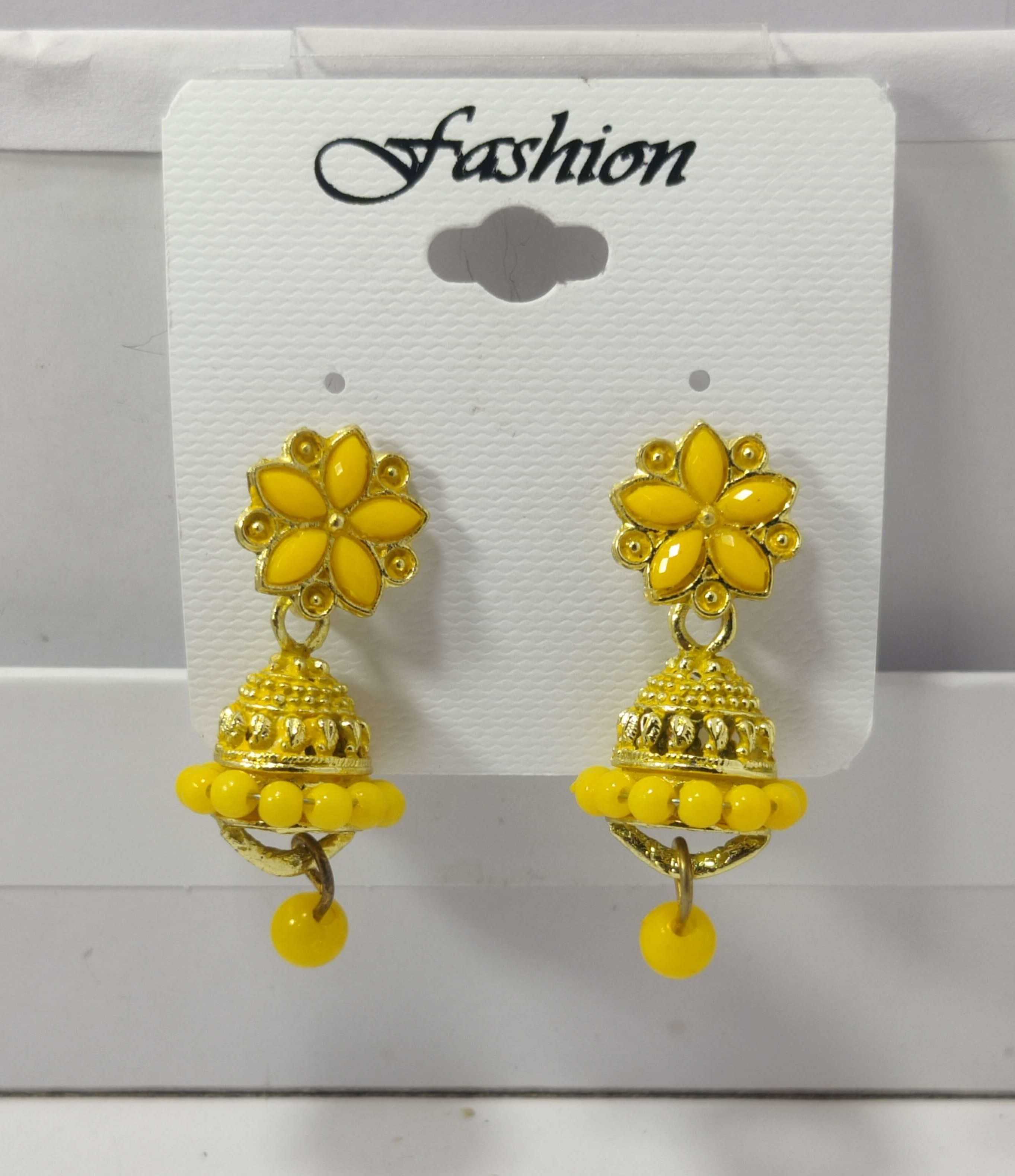 Earrings E